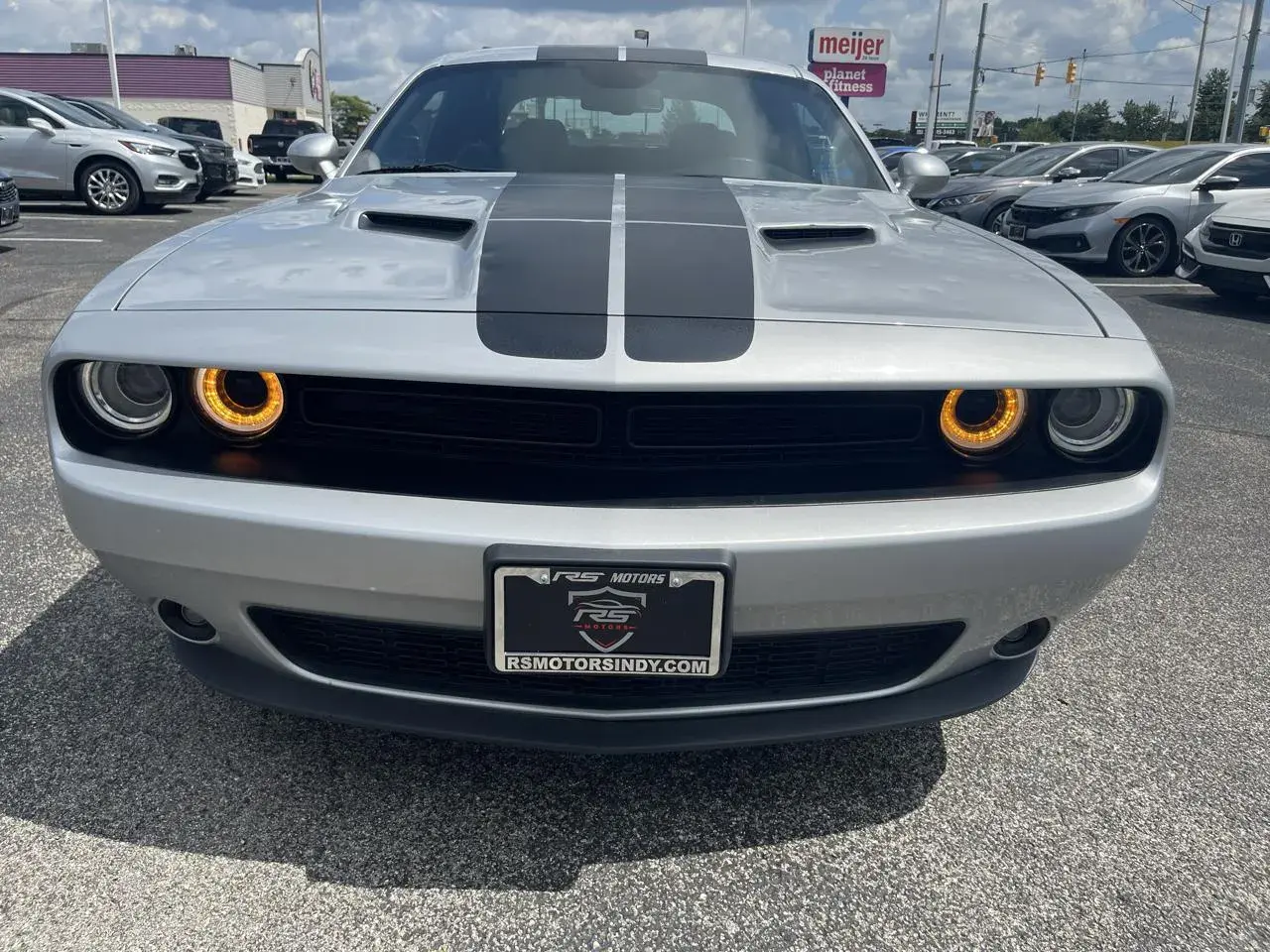 2023 Dodge Challenger SXT Auto photo 4