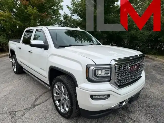 2017 GMC Sierra 4WD Crew Cab Short Box's photo