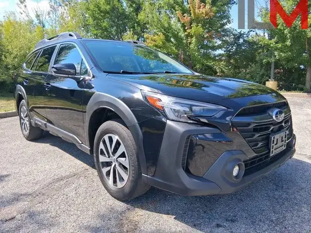 2024 Subaru Outback Premium's photo