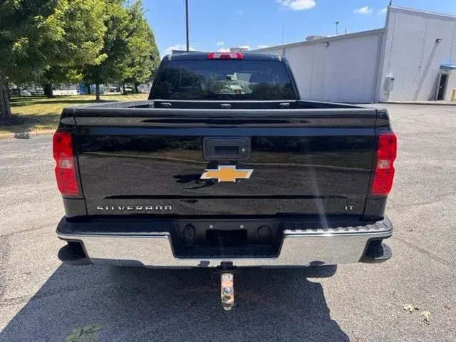 2017 Chevrolet Silverado 1500 LT 4X4 Double Cab Std Box photo 4