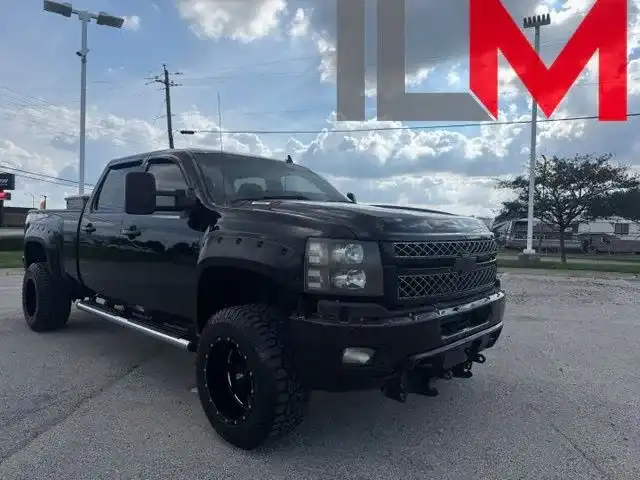 2012 Chevrolet Silverado HD 1LT 4WD Crew Cab SWB's photo