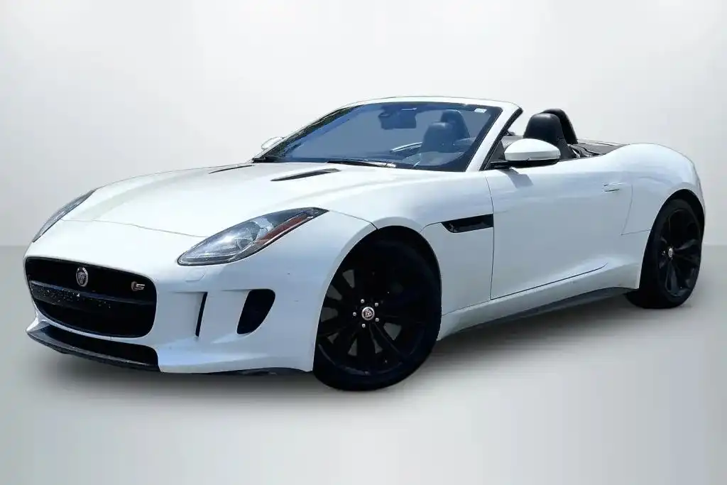 2017 Jaguar F-TYPE S Convertible's photo