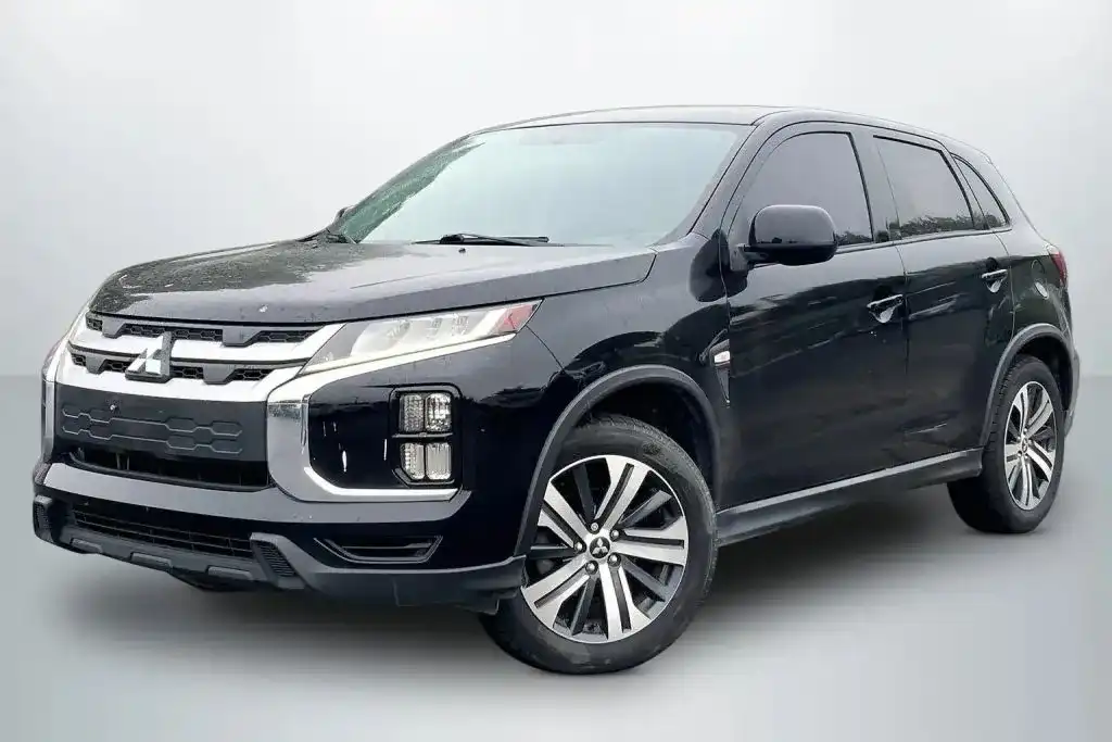 2020 Mitsubishi Outlander Sport 2.0 ES 2WD CVT's photo
