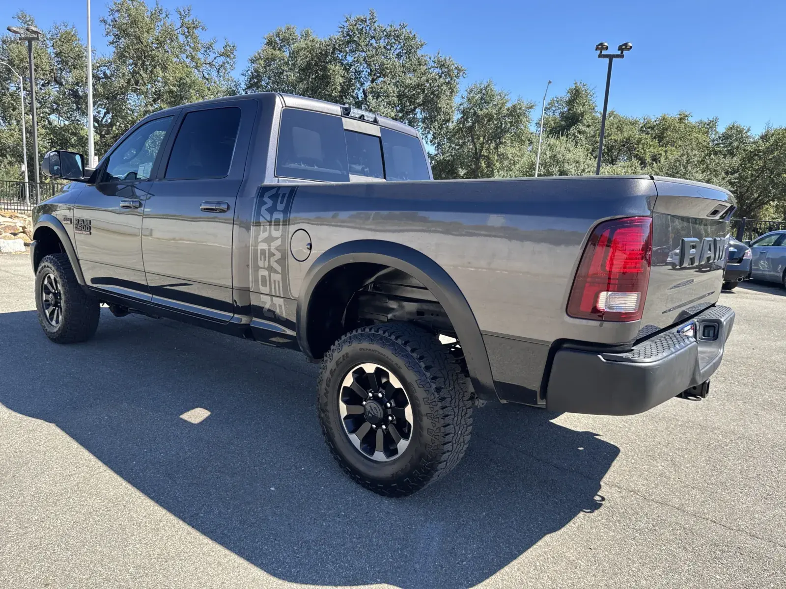 2017 RAM 2500 Power Wagon 4X4 Crew Cab SWB photo 5