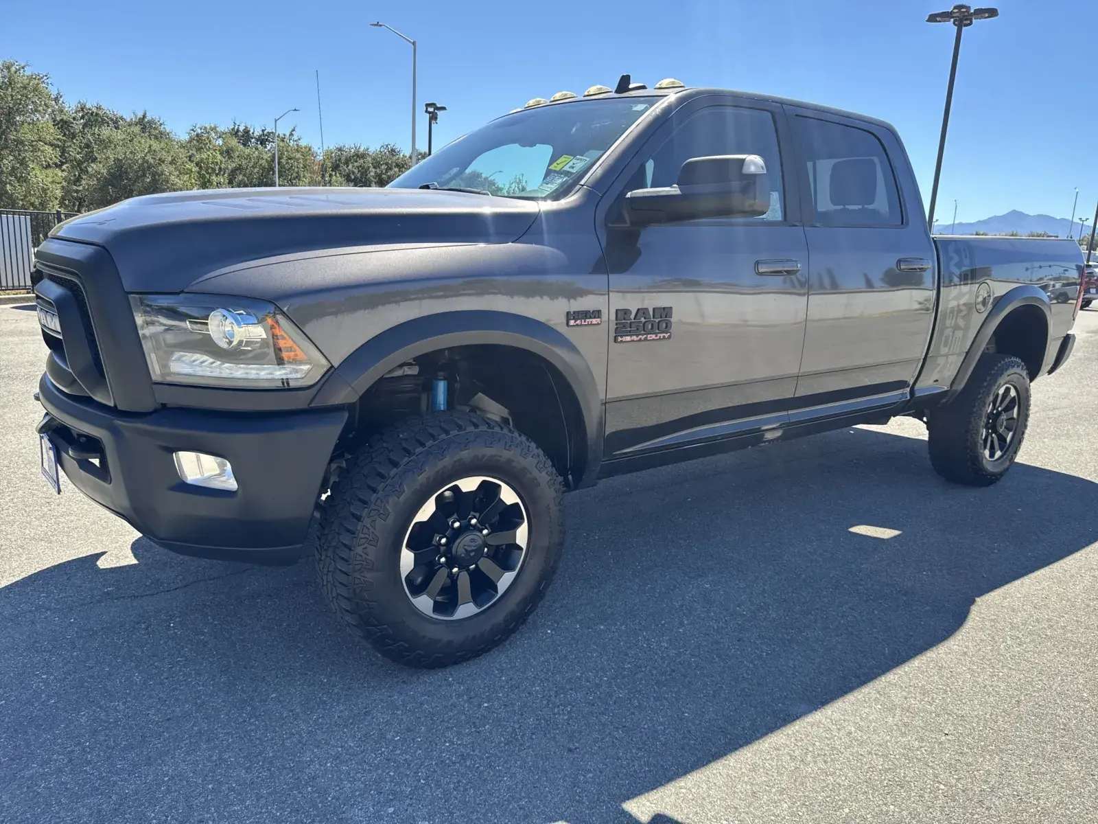 2017 RAM 2500 Power Wagon 4X4 Crew Cab SWB photo 3