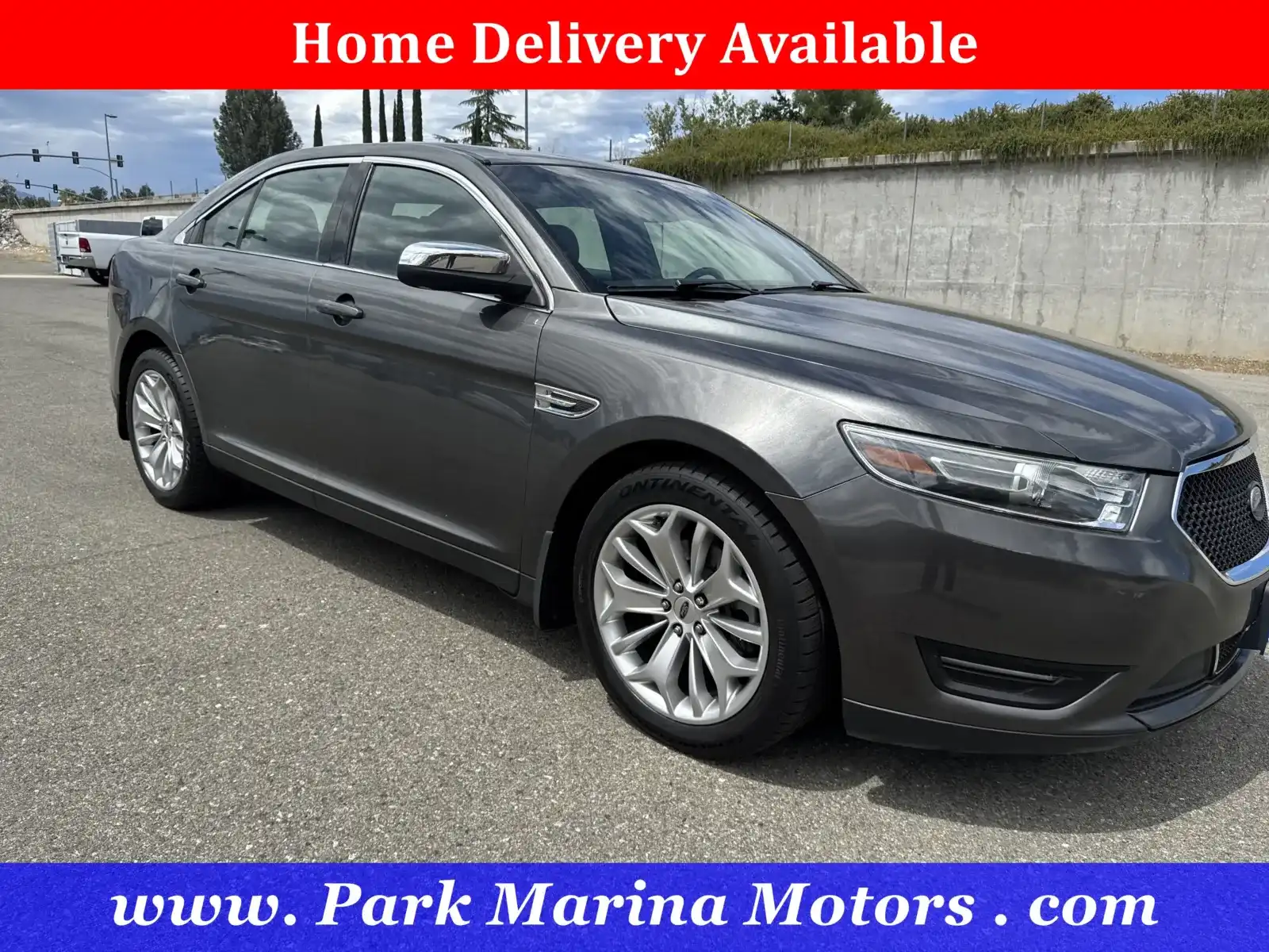 2017 Ford Taurus Limited FWD's photo