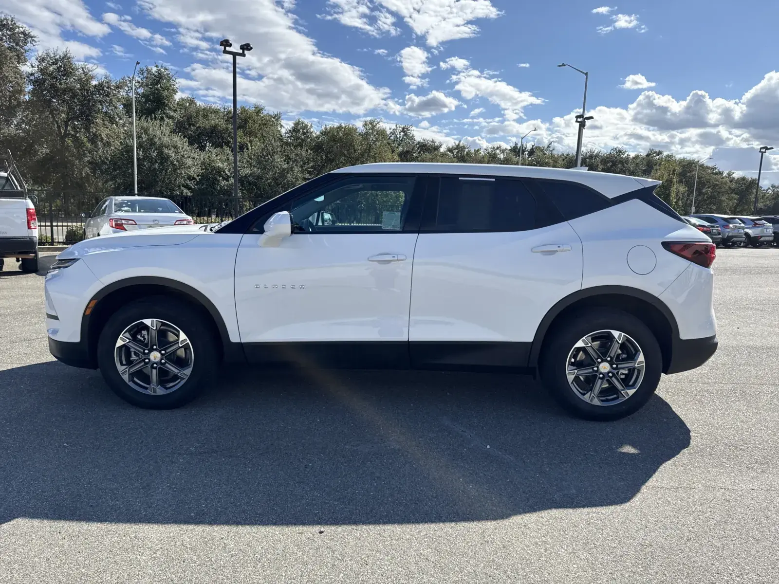 2025 Chevrolet Blazer 2.0T 2LT AWD photo 4