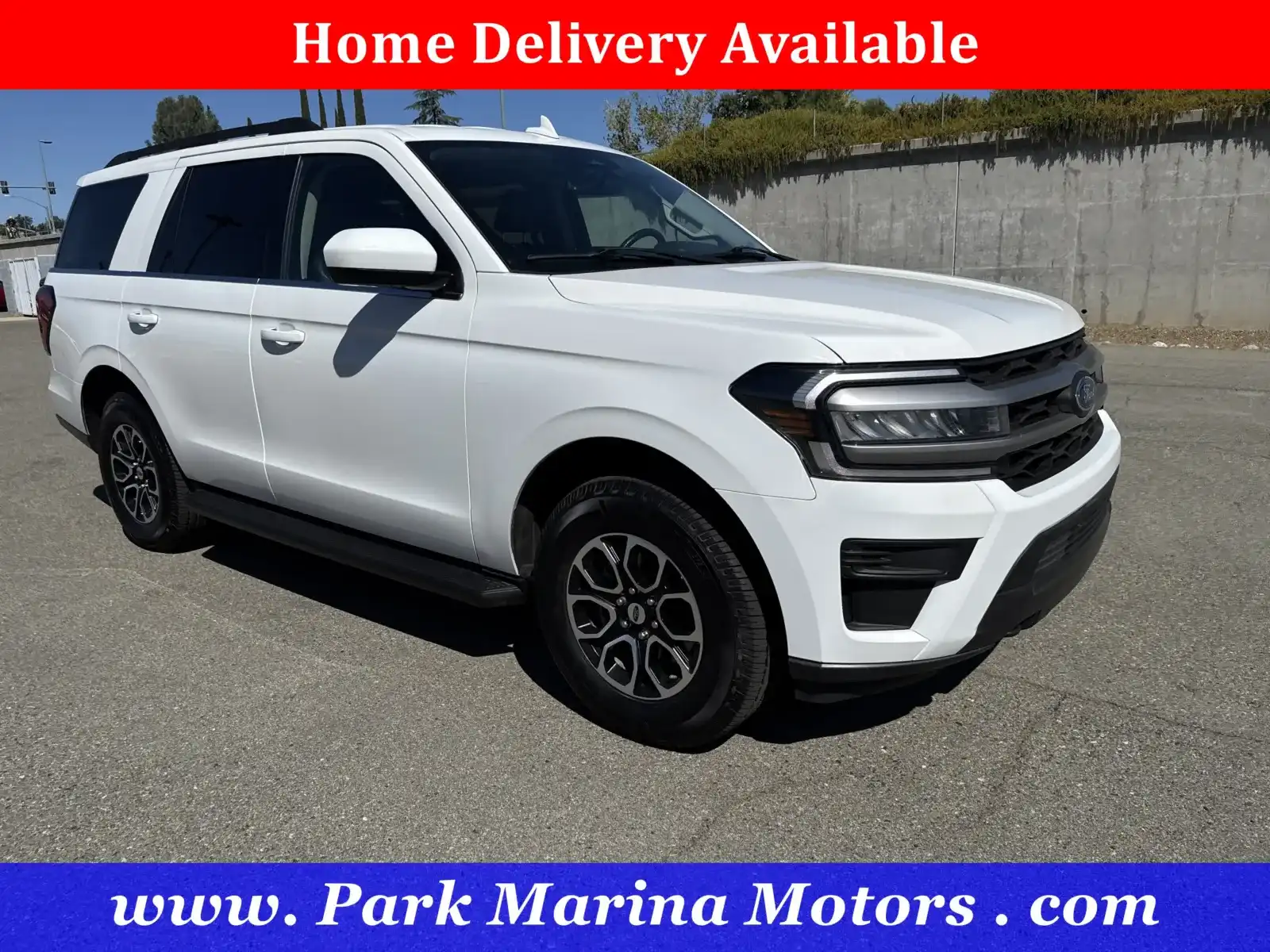 2023 Ford Expedition XLT 4WD's photo