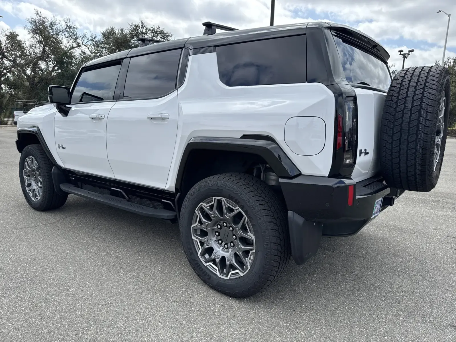 2025 GMC Hummer EV 3X SUV photo 5