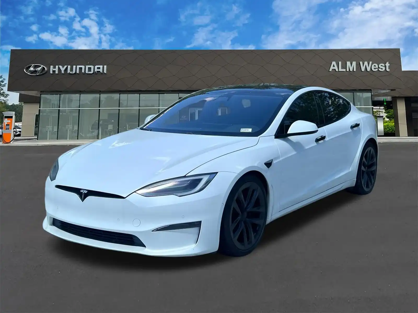 2022 Tesla Model S Plaid's photo