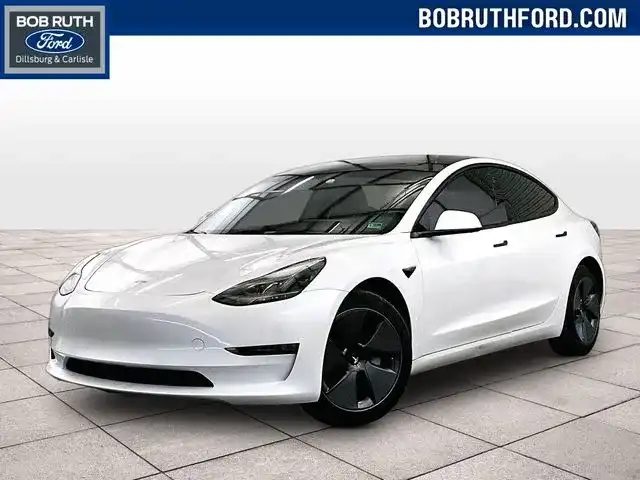 2023 Tesla Model 3 Base's photo