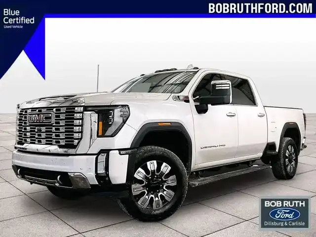 2024 GMC Sierra 4WD Crew Cab Standard Box Denali's photo
