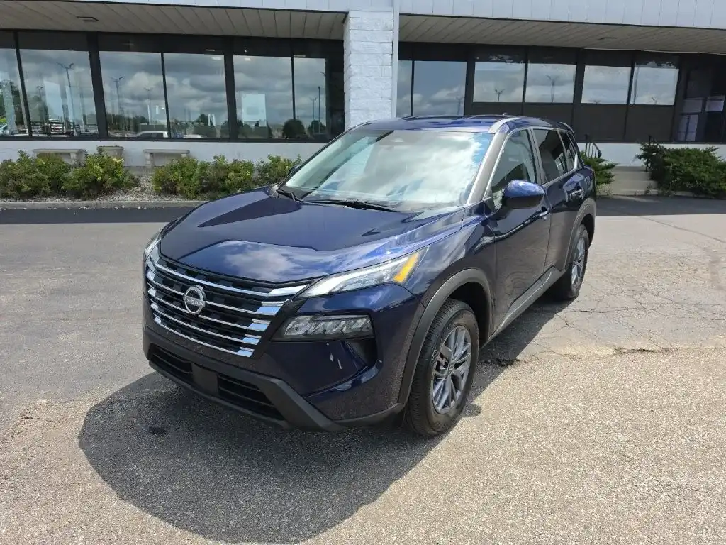 2026 Nissan Rogue SV AWD's photo
