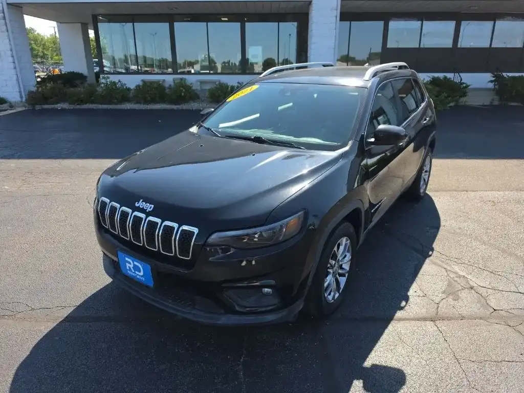 2021 Jeep Cherokee Latitude Lux's photo