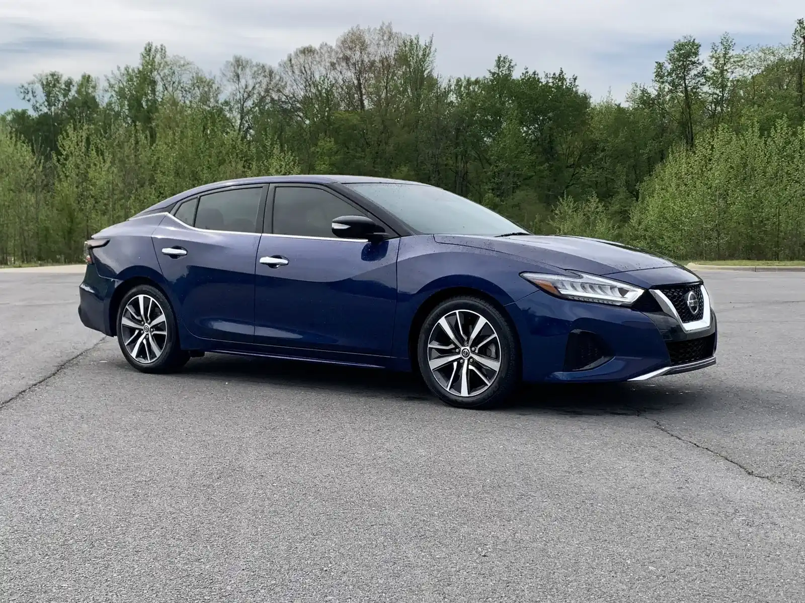 2020 Nissan Maxima SV's photo
