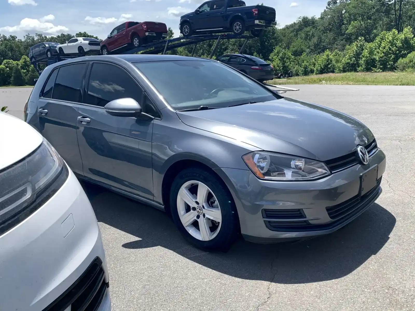 2017 Volkswagen Golf TSI Wolfsburg Edition 4-Door Auto's photo