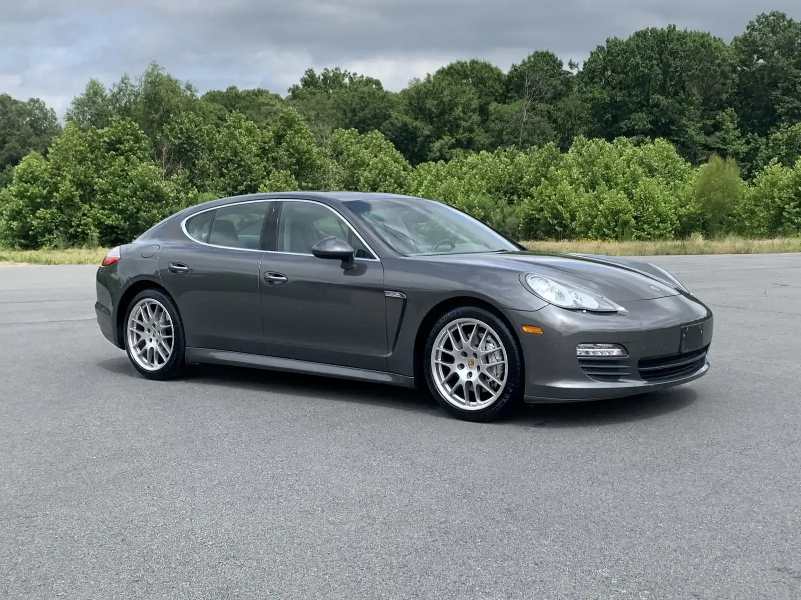 2013 Porsche Panamera S's photo