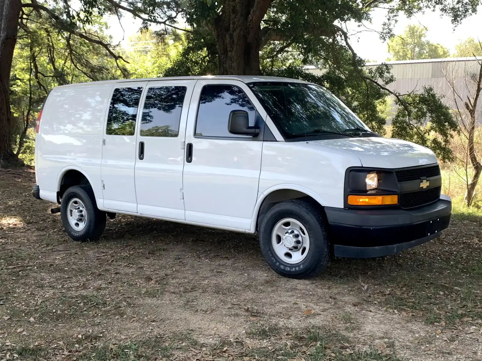 2017 Chevrolet Express Work Van HD 2500's photo
