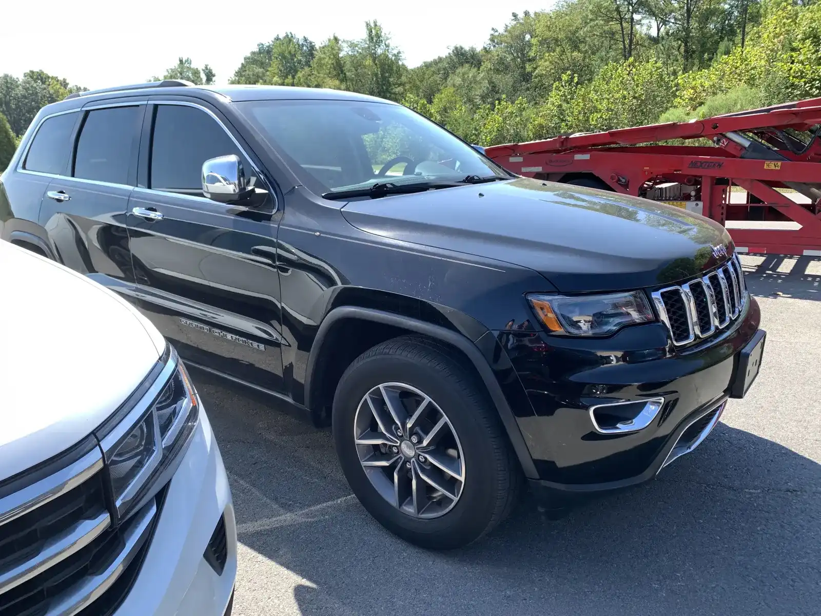 2017 Jeep Grand Cherokee Limited's photo