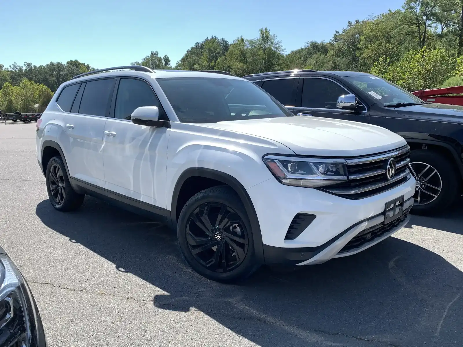 2022 Volkswagen Atlas 2.0T SE with Tech's photo