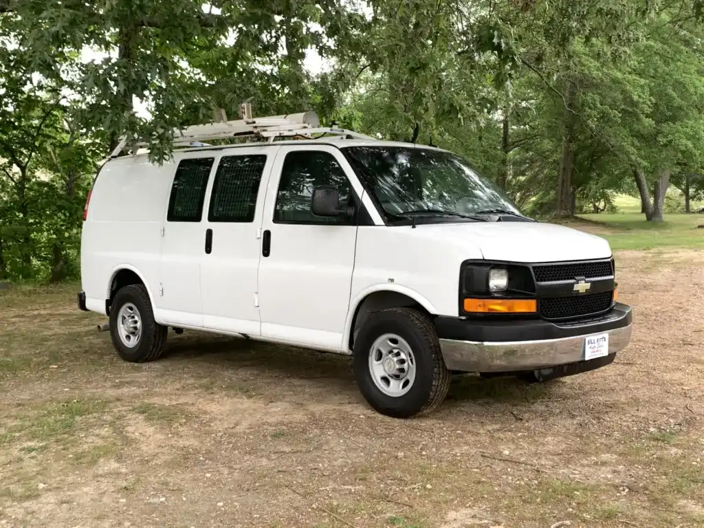 2014 Chevrolet Express 2500 Work Van HD's photo