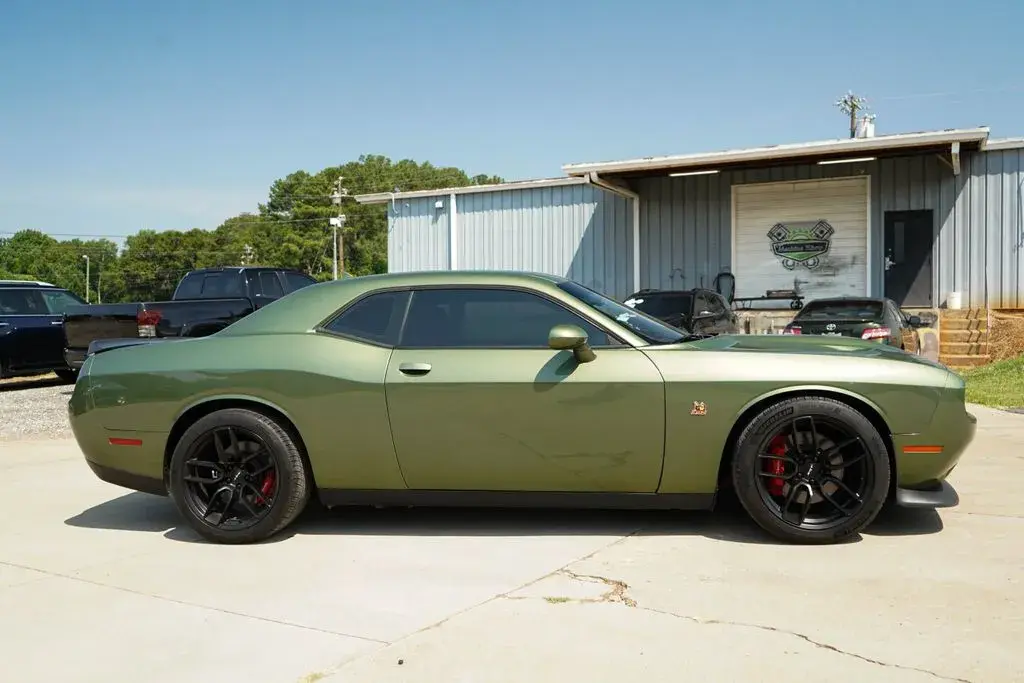 2021 Dodge Challenger R/T Scat Pack photo 3