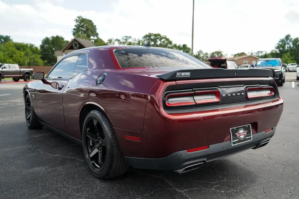 2018 Dodge Challenger 392 Scat Pack Shaker photo 3
