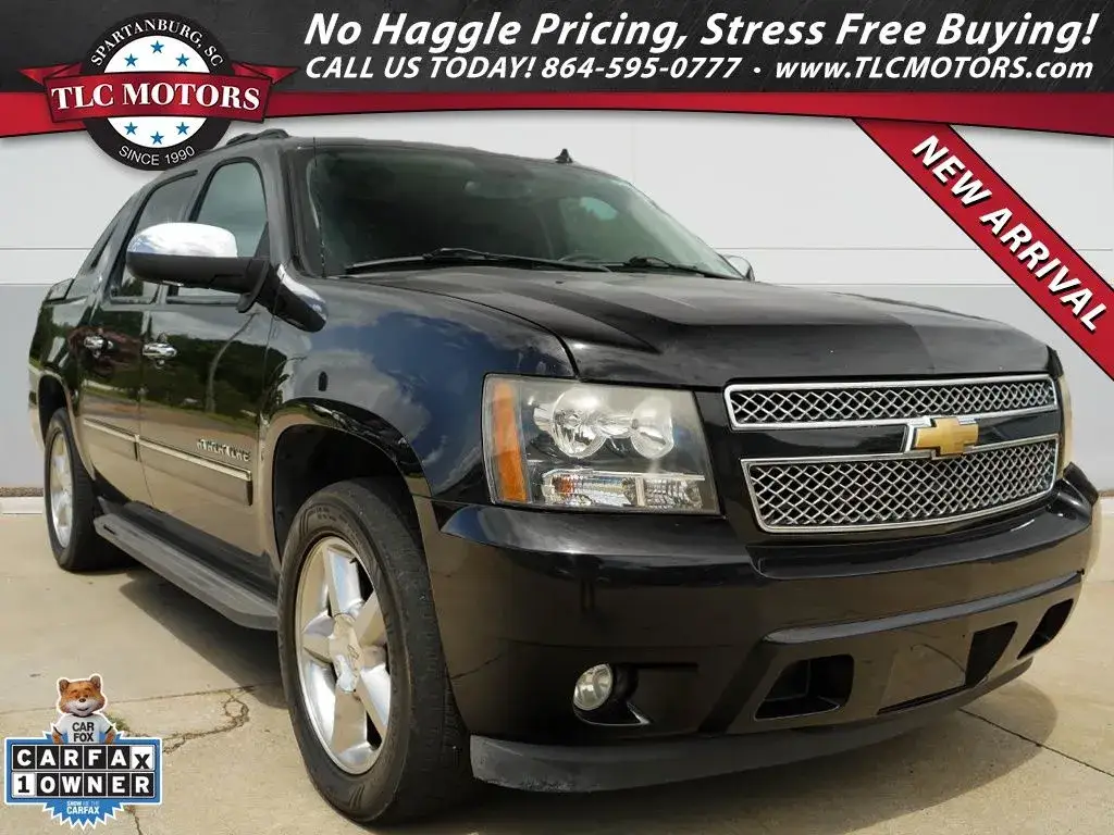 2013 Chevrolet Avalanche 2WD Avalanche LTZ photo 1