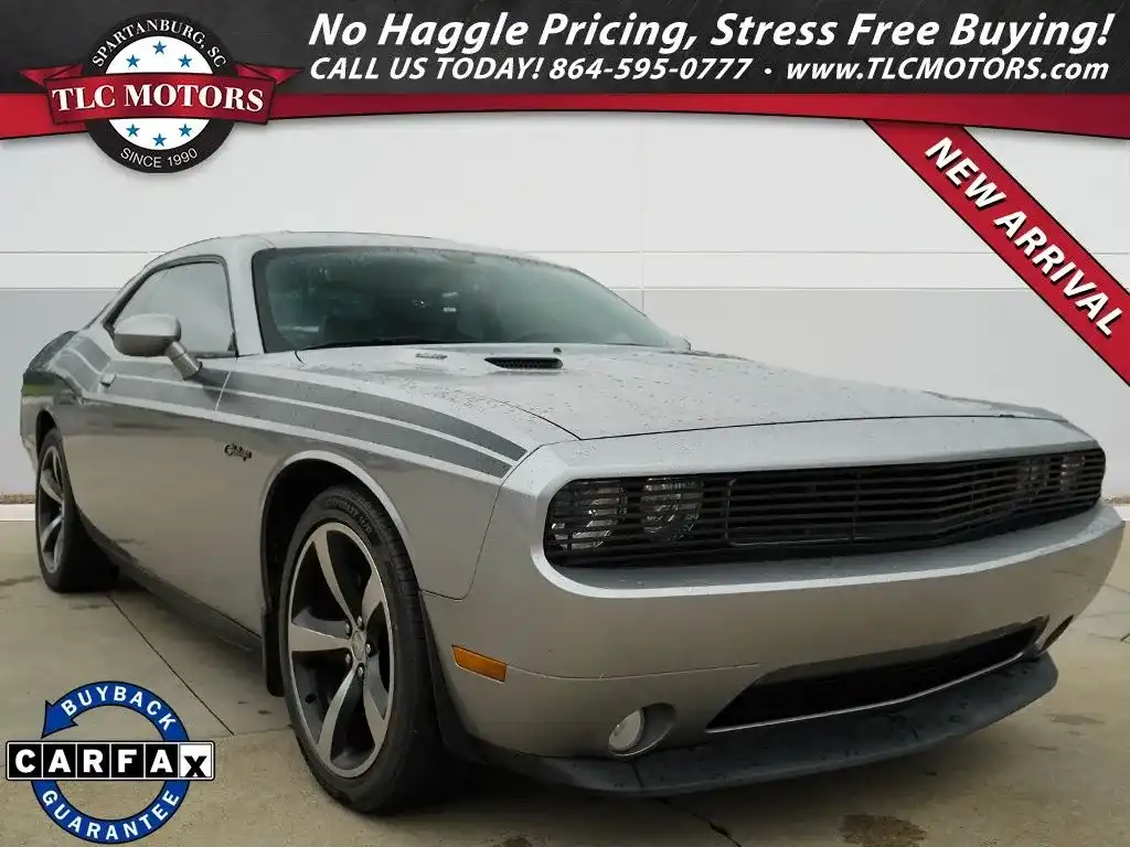 2014 Dodge Challenger R/T Classic's photo
