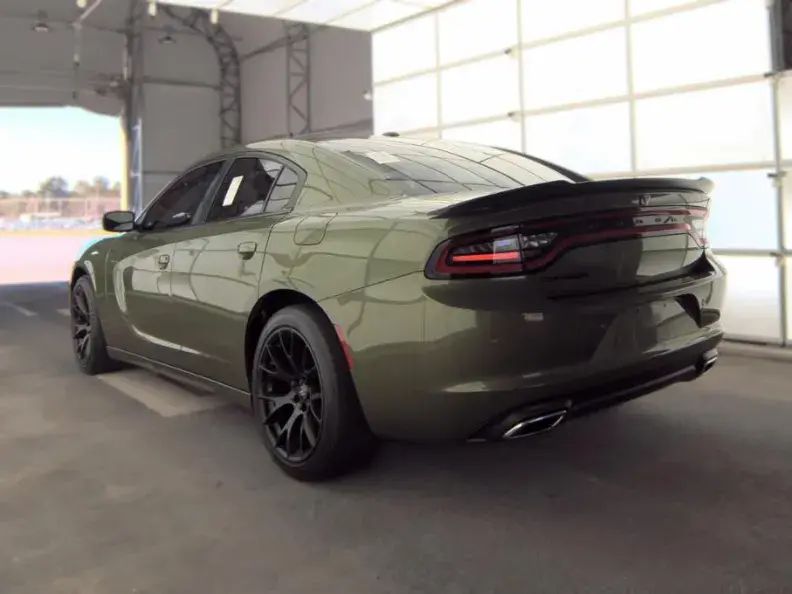 2021 Dodge Charger SXT photo 3