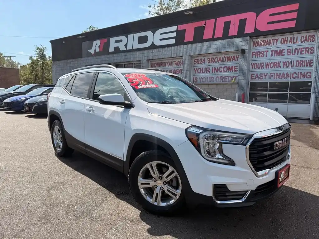 2022 GMC Terrain SLE FWD's photo