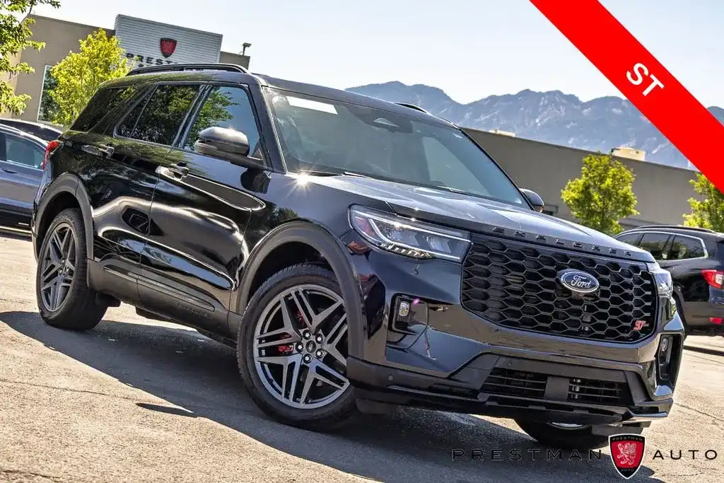 2025 Ford Explorer ST 4WD (PL535)'s photo