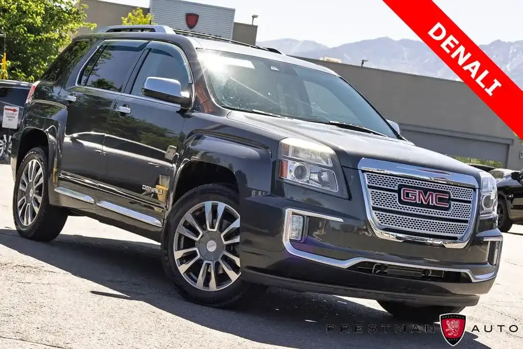 2017 GMC Terrain AWD Denali's photo