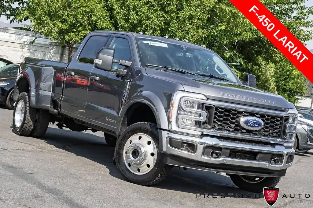 2023 Ford F-450 Lariat 4x4 Crew Cab 8' Box DRW's photo