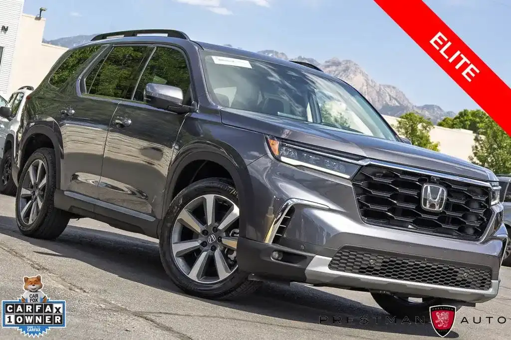 2025 Honda Pilot Elite AWD's photo