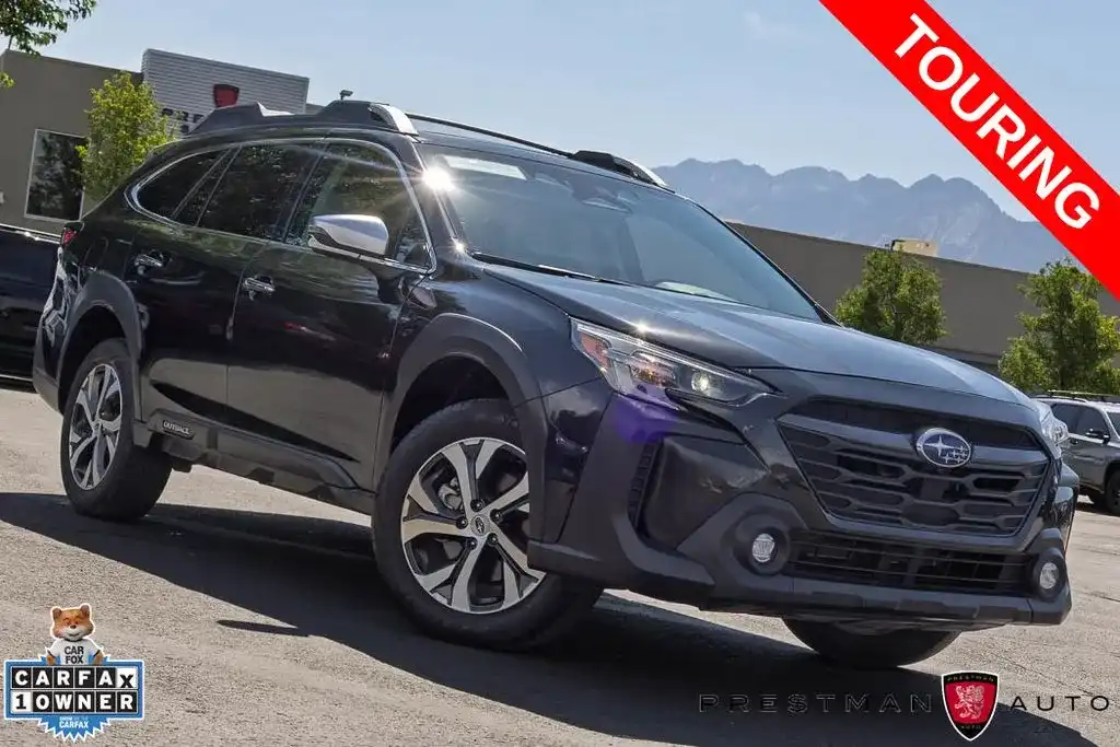 2024 Subaru Outback Touring's photo