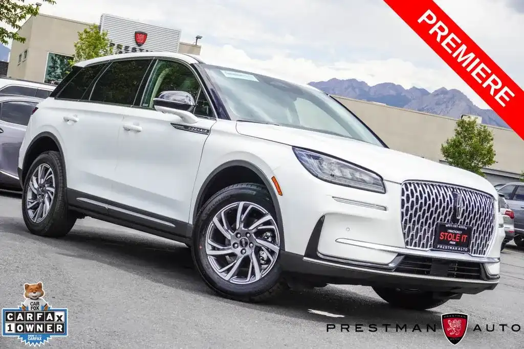 2025 Lincoln Corsair Premiere FWD's photo