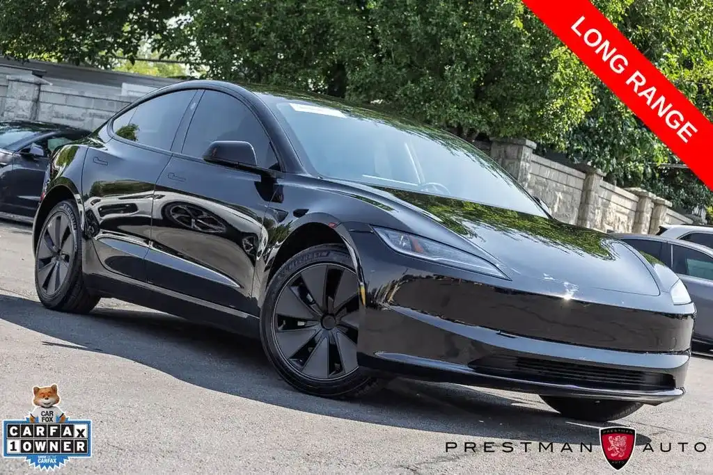 2025 Tesla Model 3 Long Range's photo