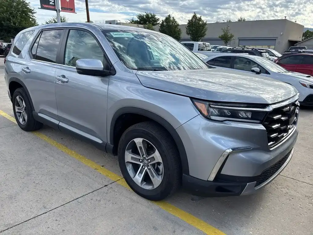 2025 Honda Pilot EX-L AWD's photo
