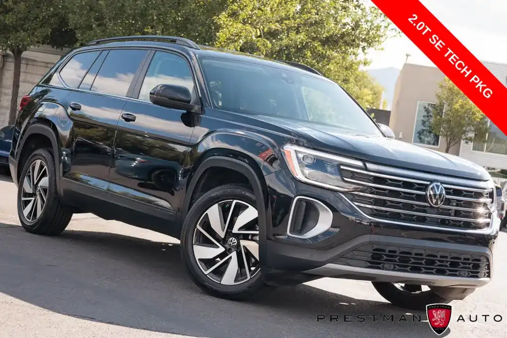 2024 Volkswagen Atlas 2.0T SE with Tech's photo