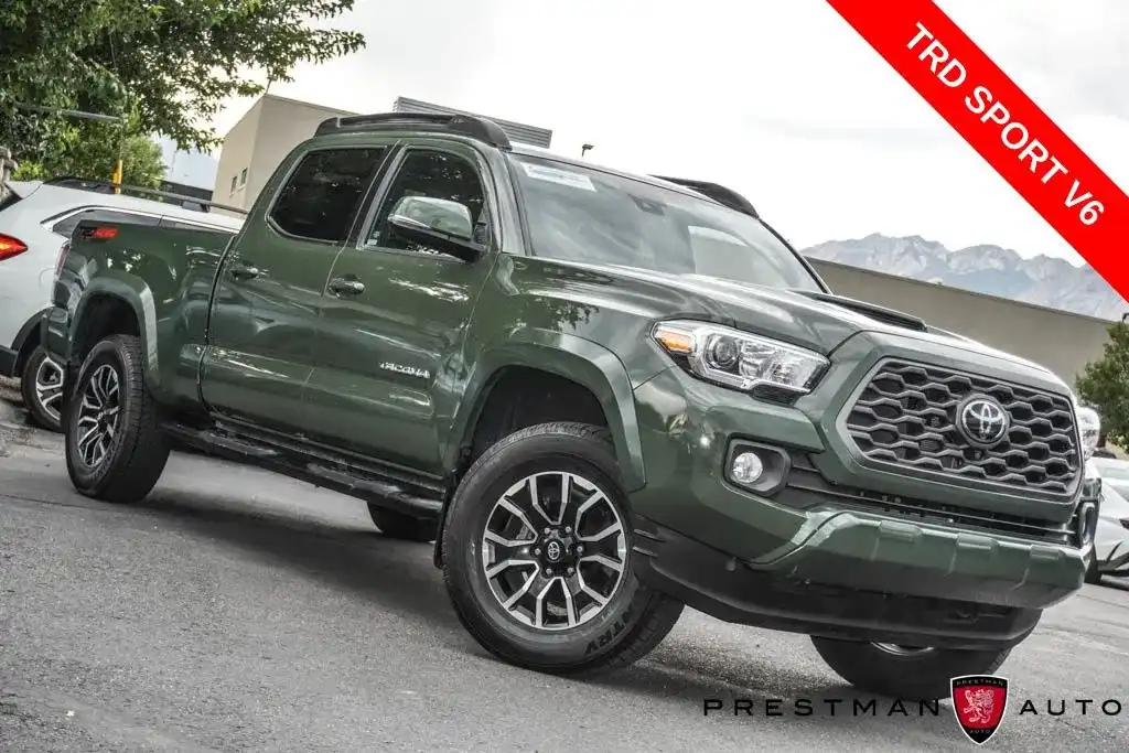 2022 Toyota Tacoma TRD Sport Double Cab V6 4WD V6 Auto Long Bed's photo