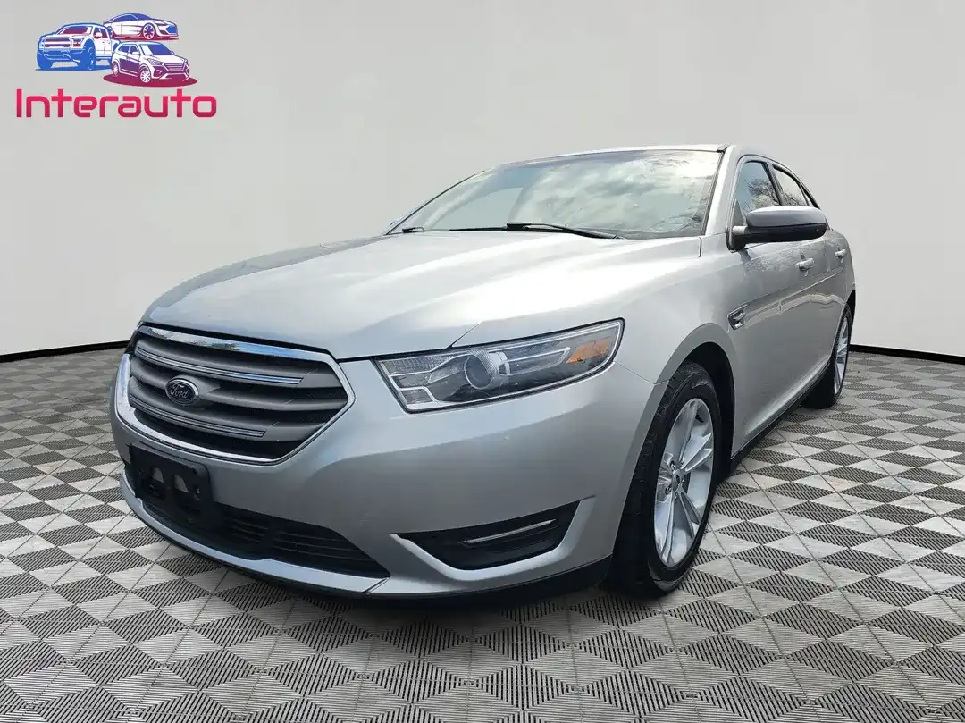 2017 Ford Taurus SEL FWD's photo