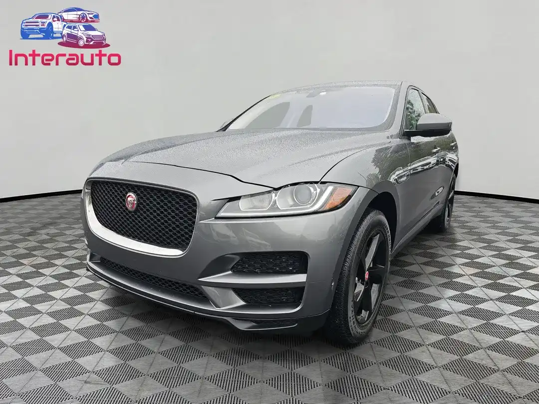 2017 Jaguar F-PACE 35t Premium AWD's photo