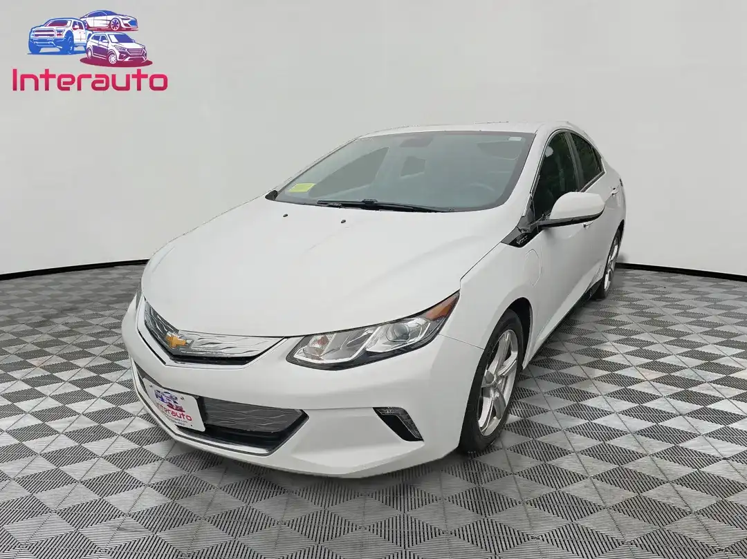 2019 Chevrolet Volt LT's photo
