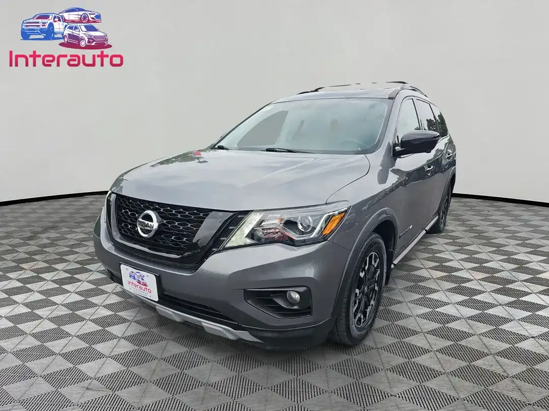 2020 Nissan Pathfinder SL 4WD's photo