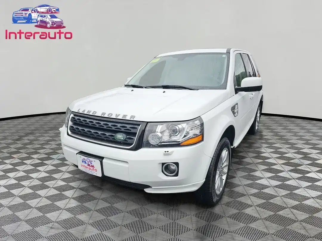 2015 Land Rover LR2 Base's photo