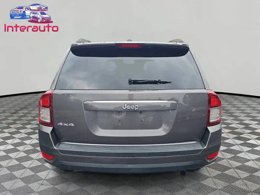 2016 Jeep Compass Sport 4X4 photo 4