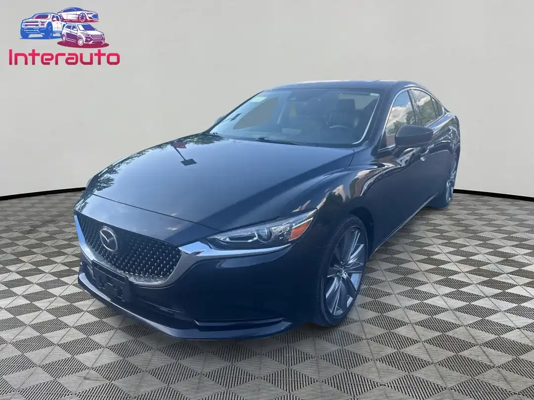 2018 Mazda EZ-6 Touring Auto's photo