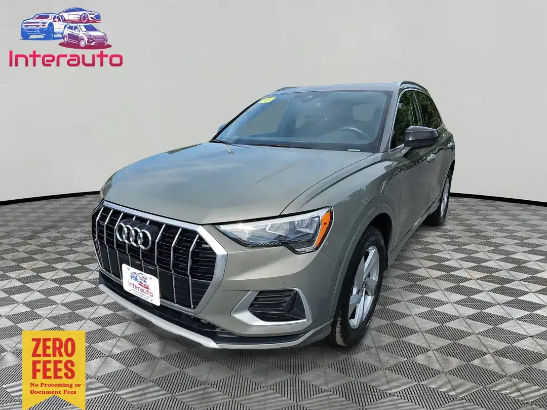 2020 Audi Q3 45 TFSI Premium quattro's photo