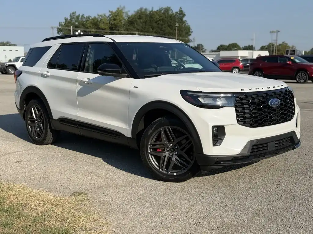 2025 Ford Explorer ST-Line 4WD PL535's photo